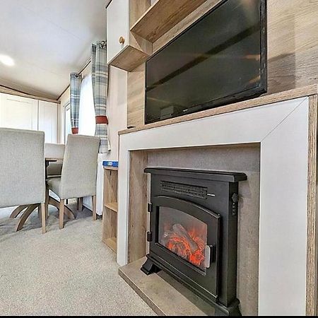 Вілла Cosy Corner Brigham  Екстер'єр фото